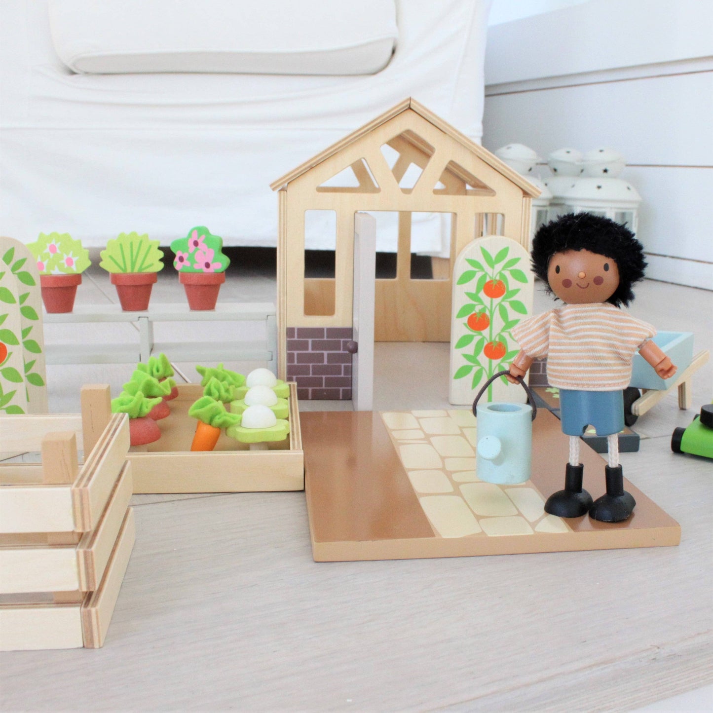 ThreadBear Greenhouse and Garden Set